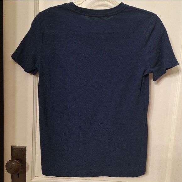 🚗 SALE! 5/$50 OLD NAVY Boys LG (10-12) shark facts shirt - Picture 3 of 7